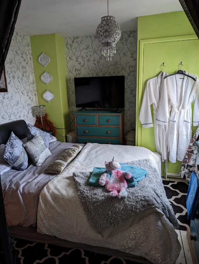 Quaint & Quirky House Colchester Town Centre المظهر الخارجي الصورة